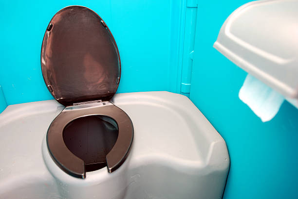 Best Temporary restroom rental  in North Liberty, IA